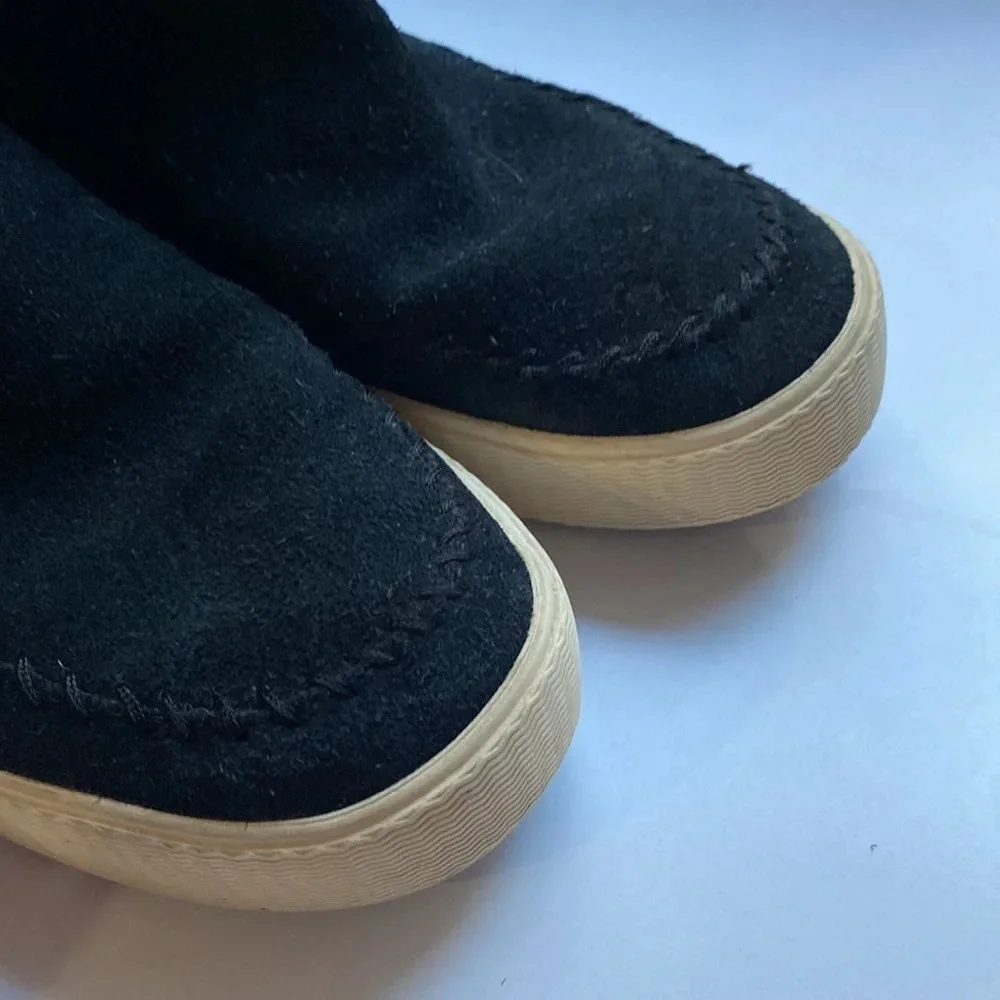 TOMS‎ Vista Boots Size 8 Black Suede Faux Fur PullOn Winter Mid Calf Comfort
